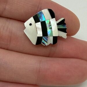 Single Earring Silver Fish Inlay Pin Mother of Pearl Abalone